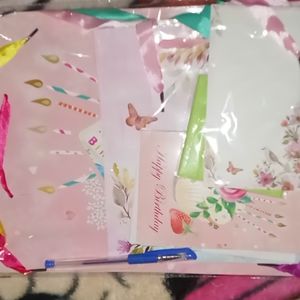NWOT 10pc Gift Bag Gift Set